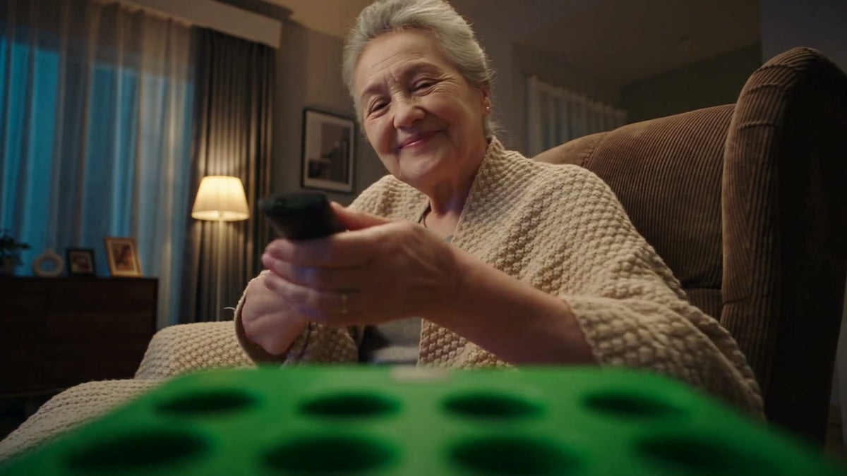 Time to unwind. PUJIMAX brand film scene